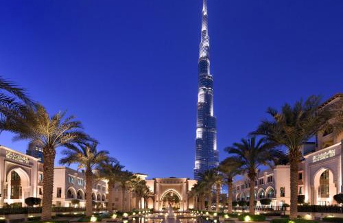 Downtown Dubai Hotel | Elegant Retreat at Palace Downtown: Rated 9/10 with Spa & Pool