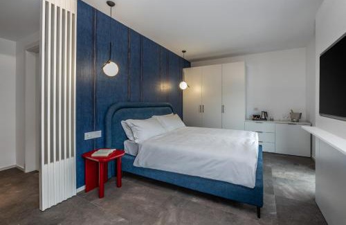 Arco Hotel | Elegant Stay at Palace Hotel Città with Oceanfront Views