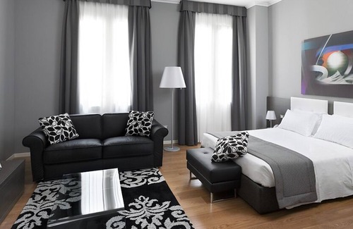 Trieste Old Town Hotel | Elegant Palace Suite: 4-Star Stay with Spa & Dining