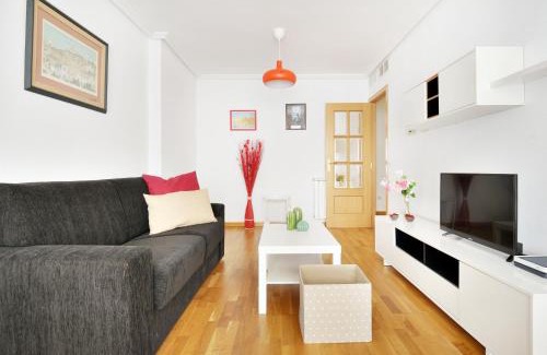 San Pablo Apartment | Discover Palacio de Los Luna: Pet-Friendly & Family Escape