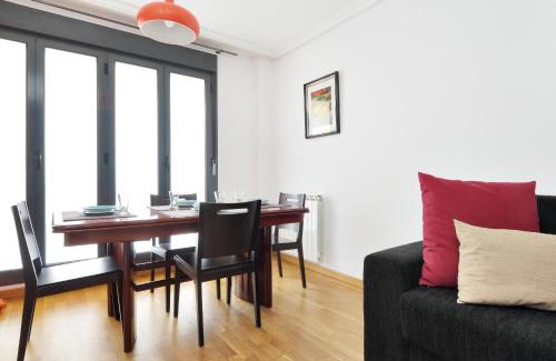 San Pablo Apartment | Discover Palacio de Los Luna: Pet-Friendly & Family Escape
