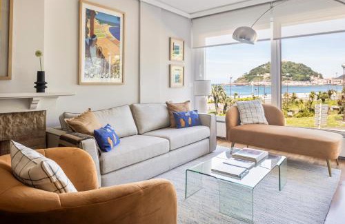 Antiguo Apartment | Oceanfront Family Retreat at Palacio Miramar by FeelFree Rentals