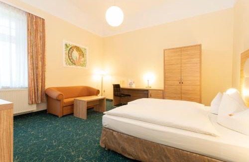 Frankfurt an der Oder Hotel | Discover Palais am Kleistpark: Pet-Friendly Retreat