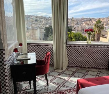El Mokhifa House | Experience Palais De Fès Suites & Spa: 5-Star Luxury Awaits
