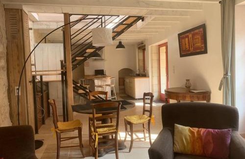 Vernou-sur-Brenne House | Family-Friendly Palais PépinleBref near Loire Valley Castles