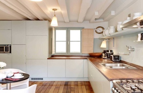 Gaillon Apartment | Experience PALAIS ROYAL: Parisian Warmth by Le Louvre