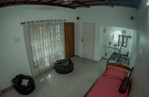 Palakkad House | Relax at Palakkad Serenity Escape: Family-Friendly Retreat