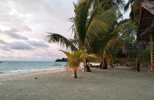 Kepulauan Banyak House | Exquisite Palambak Paradise Resort with Private Beach Access