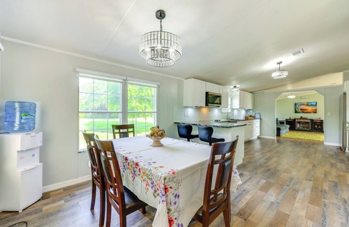 Palatka House | Cozy Palatka Hideaway with Fireplace & Private Porch