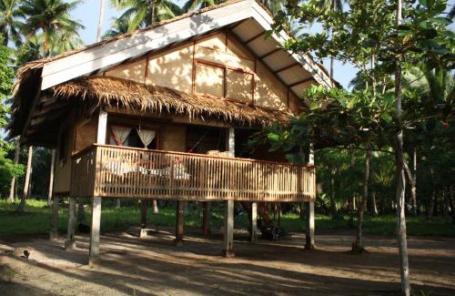 Rizal House | Eco-Friendly Retreat at Palawan Ecolodge - 4-Star Rating!