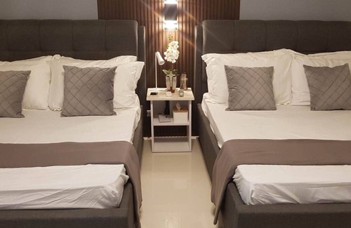 Puerto Princesa City Centre Condo | Palawan Elegant: Pet-Friendly Condo with Free Pool & Gym