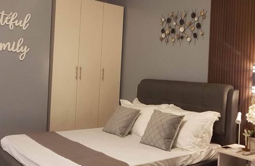 Puerto Princesa City Centre Condo | Palawan Elegant: Pet-Friendly Condo with Free Pool & Gym