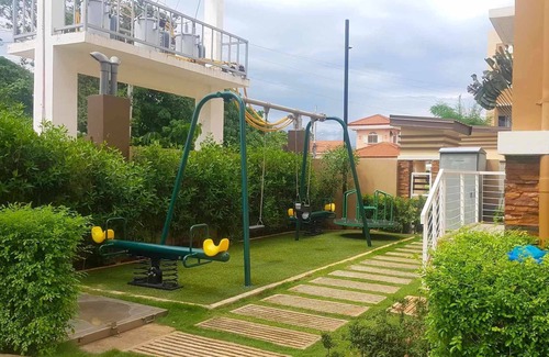 Puerto Princesa City Centre Condo | Pet-Friendly Palawan Condo Suite with Free Gym Access