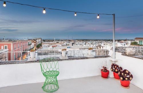 Fasano House | Experience Palazzina Alchimia: 4-Star Family & Pet Friendly
