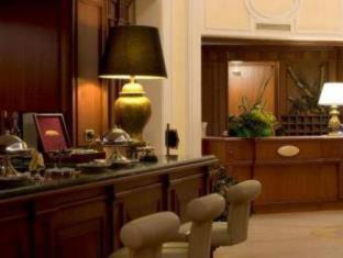 Chiaia Hotel | Elegant Palazzo Alabardieri: 4-Star Stay with Breakfast