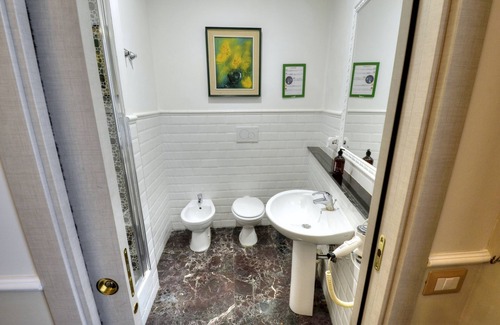 Civitavecchia House | Palazzo Alibrandi