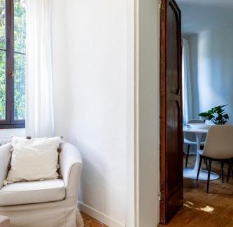 Padova Apartment | Elegant Palazzo Calvi di Coenzo in Padova: Family-Friendly Stay