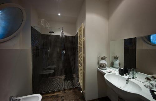 Old Town House | Elegant Palazzo Castiglioni Suites: 4-Star Comfort Awaits