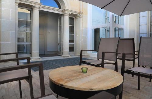 Poggiardo Hotel | Oceanfront Palazzo Circolone: 4-Star Stay with Pool & Views