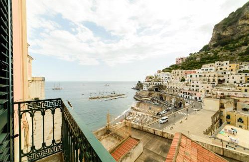 Atrani House | Family-Friendly Stay at Palazzo Colavolpe Hotel