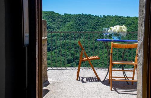 Belmonte Calabro House | Discover Palazzo del Diplomatico: Beachfront Family Retreat