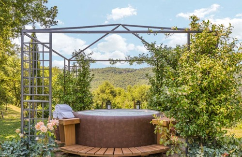 Ripoli Villa | Experience Palazzo delle Rose & Torre Monterchi with Ocean Views
