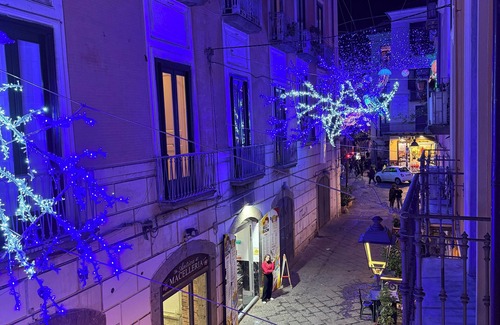 Rione Duomo Apartment | Palazzo Dogana Room & Suite