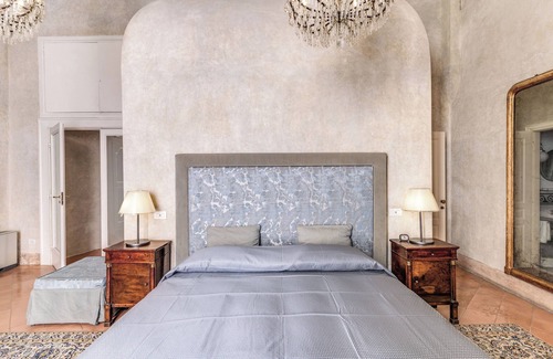 Montecalvario House | Palazzo Doria Suites