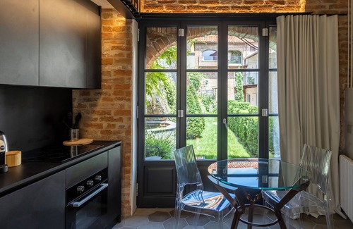 Piazza Bed & Breakfast | Top-Rated Palazzo Fauzone Relais with Family-Friendly Amenities