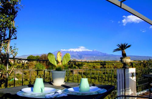 Scillichenti Bed & Breakfast | Palazzo Giovanni: Pet-Friendly B&B with Ocean Views