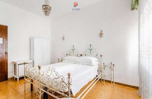 Gallipoli House | Discover Palazzo Grassi: Family-Friendly & Guest Rated 9.2