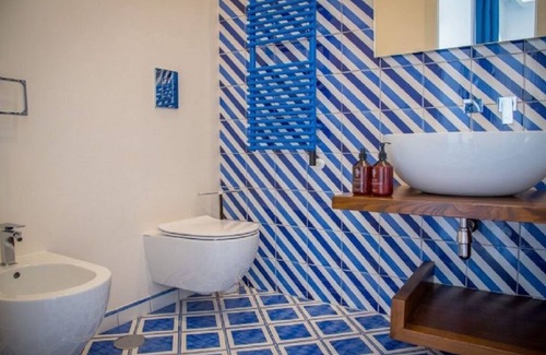 Pontone Apartment | Palazzo San Giovanni Resort: Terrace Views & Welcoming Amenities