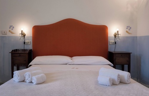 Morciano di Leuca House | Highly Rated Palazzo Laura: Family-Friendly with Breakfast