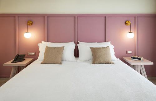 Isola del Borgo Antico Hotel | Discover Palazzo Matà Boutique Hotel: Guest Rated 9.1/10