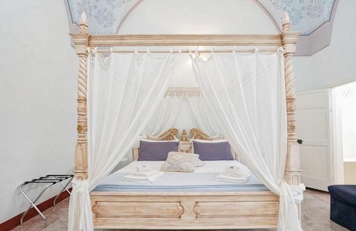 Palmariggi Bed & Breakfast | Palazzo Megha Suite with Breakfast & Pet-Friendly Comfort