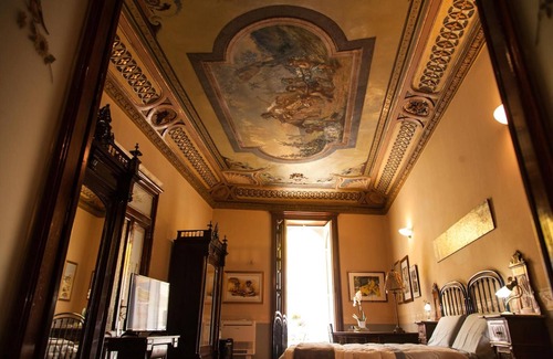 Porto Empedocle Bed & Breakfast | Highly Rated B&B Palazzo Melluso with Breakfast & Kitchen
