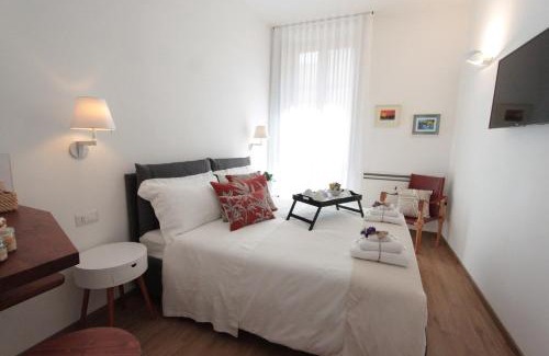 Brindisi Histotic Center Bed & Breakfast | Highly Rated Palazzo Pinto B&B with Family-Friendly Amenities