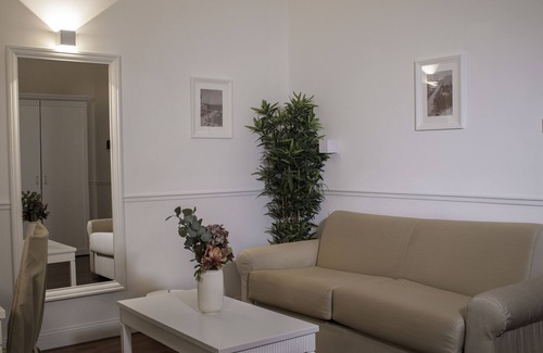 Foggia Hotel | Palazzo Sant'Elena: Rated 8.8, Family-Friendly & Spa