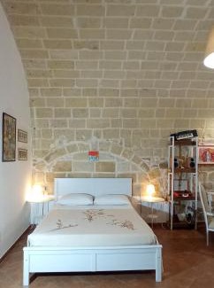 Isola del Borgo Antico Apartment | Pet-Friendly Palazzo Saraceno Apartments: Rated 9.1/10