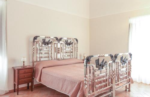 Aliano House | Palazzo Scelzi: Guest Rated 9/10, Pet & Child Friendly