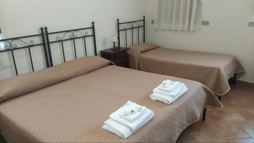 Aliano House | Palazzo Scelzi: Guest Rated 9/10, Pet & Child Friendly