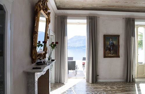 Gonte Villa | Discover Der Palazzo: Steps from the Lake with Ocean Views