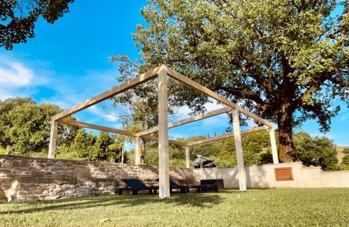 Tavernelle House | Idyllic Palazzolo Resort in Anghiari - Pool & Family Friendly