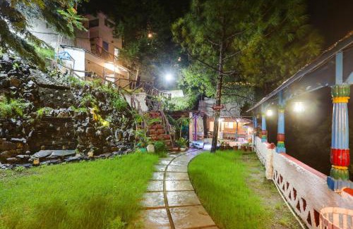 Mussoorie Resort | Premier Meru Pahaad Resort - Rated 10/10 with Pool & Pets