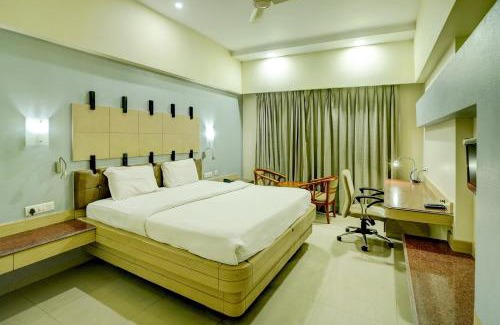 Kakinada Resort | Discover Palette - Hilife Towers with Pool & Breakfast Options