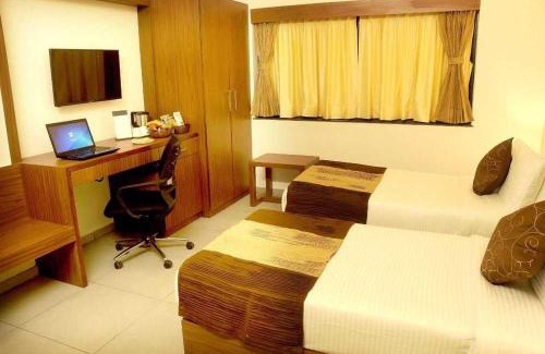 Padadhari Hotel | Experience Comfort at The Royal Castle Resort & Convention Center