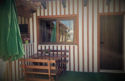 Praia de Mira Hotel | Delightful Palheiros de Mira with Breakfast & Family Fun