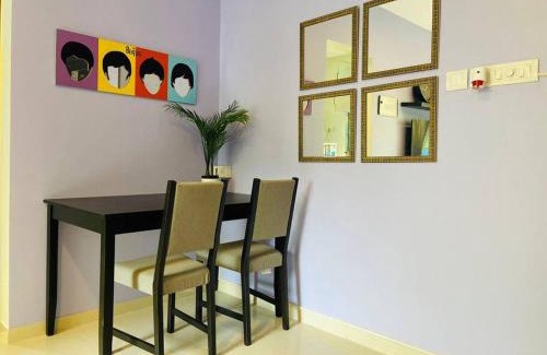 Khar Apartment | Inviting Stay at Pali Carters Building, Khar West