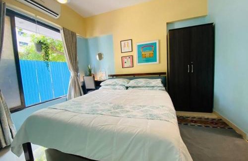 Khar Apartment | Inviting Stay at Pali Carters Building, Khar West