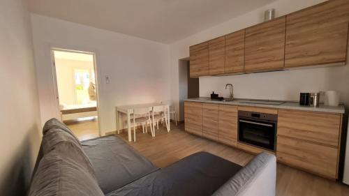 Torre Pali House | Guest Rated: Pali's Rooms & Lodges with Family and Pet Perks